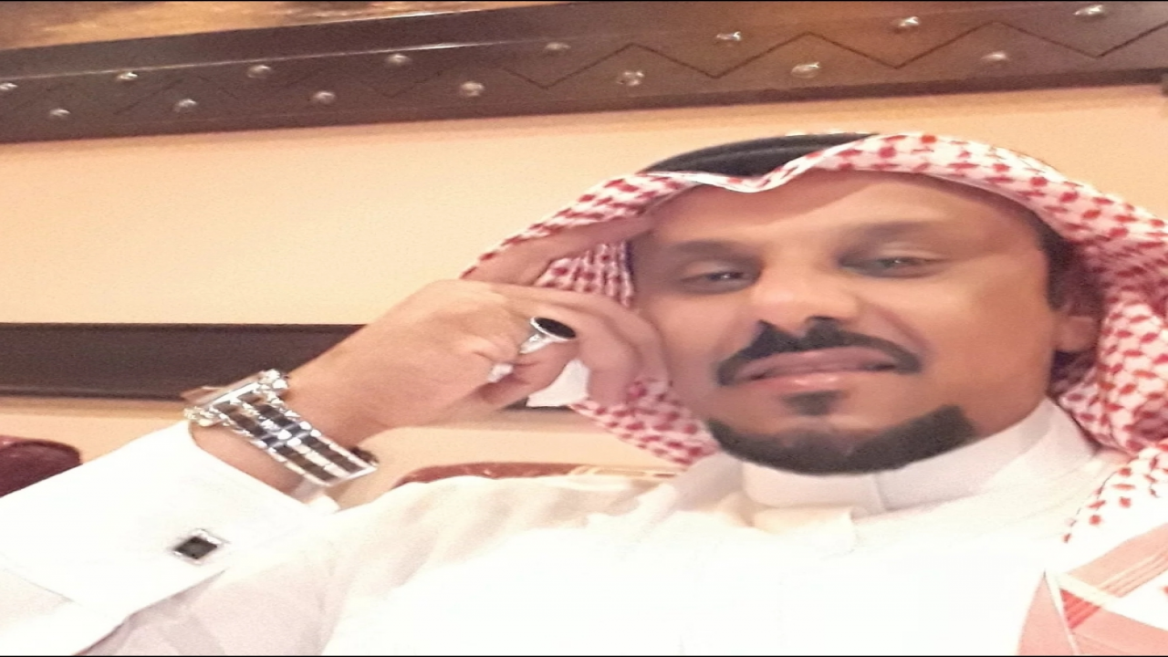 شاعر واعلامي مصنف رسمي بوزارة الاعلام مقدم بقناة شماليه الفضائيه منسق جمعيةالثقافه والفنون بالجوف،