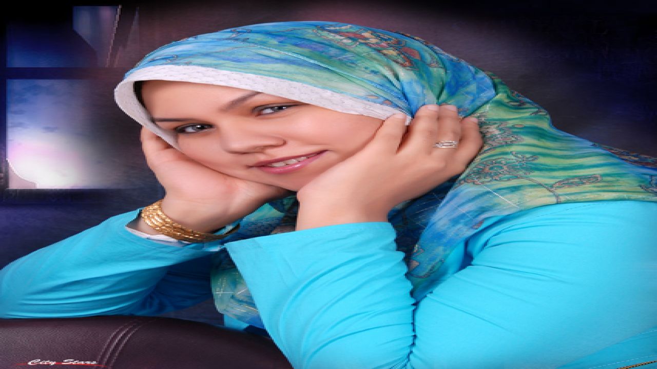 صورة الشاعره