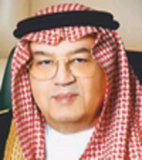 غازي القصيبي ينفي علاقته بقصيدة بثت على الانترنت وفي جريدة بحرينية ....