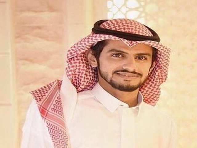 الشاعر فهد المنصوري