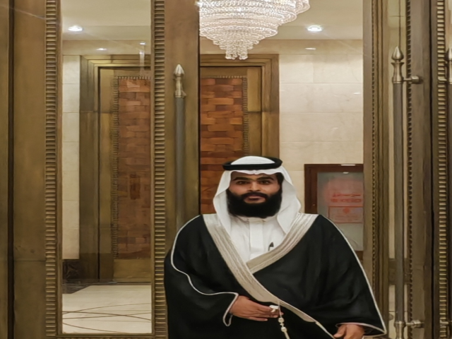 عبدالرحمن عبدالله مسرحي